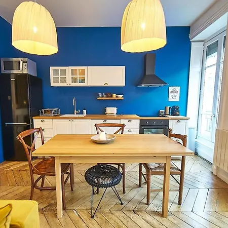 Le Terme Beautifully Decorated In Downtown Apartman Lyon